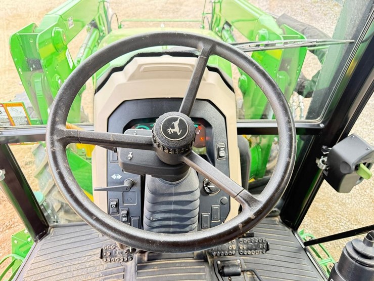 2021-john-deere-5055e-image-23