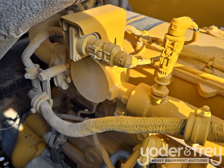 2019-deere-210g-lc-image-68