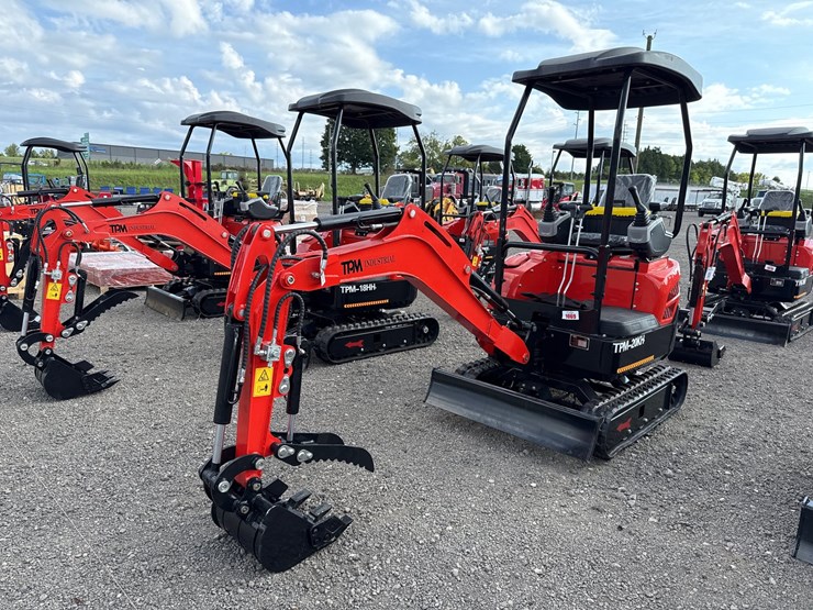 #1069-•-2026-tpm-20kh-mini-excavator-image-1