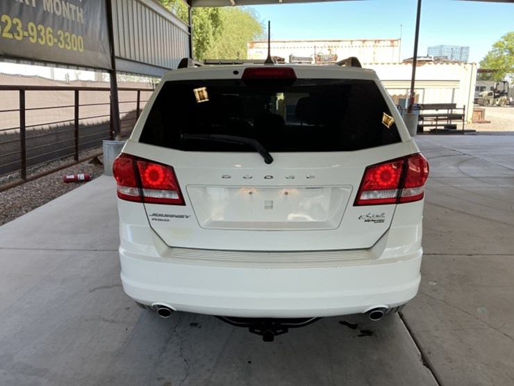 2016-dodge-journey-image-6