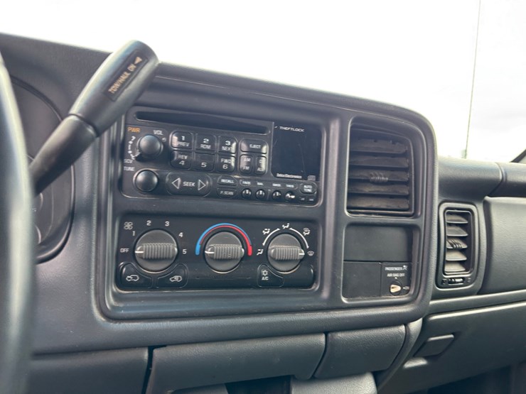 1999-chevrolet-silverado-1500-image-29