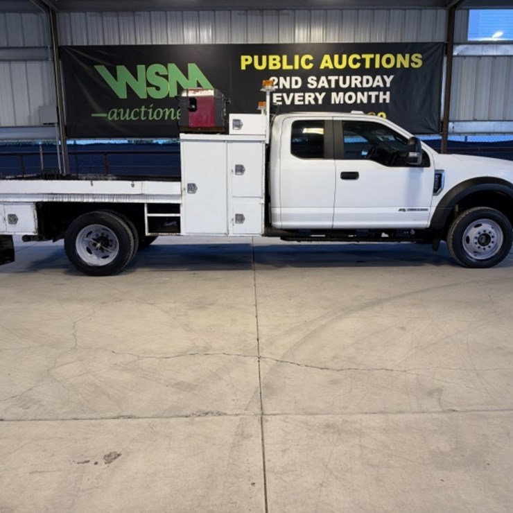 2019 FORD F550