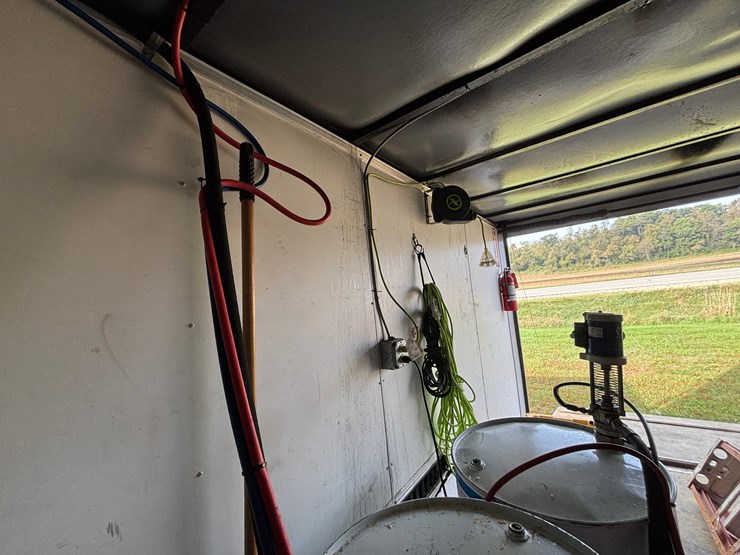#1321-•-2021-diamond-cargo-enclosed-trailer-with-spray-foam-business-equipment-(no-title)-image-71