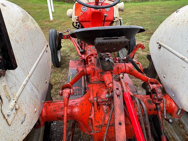 ford-8n-image-26
