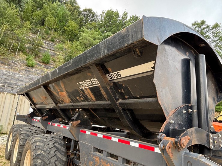 #1323-•-bauer-built-sd36-side-dump-wagon-(west-salem,-wi)-image-35