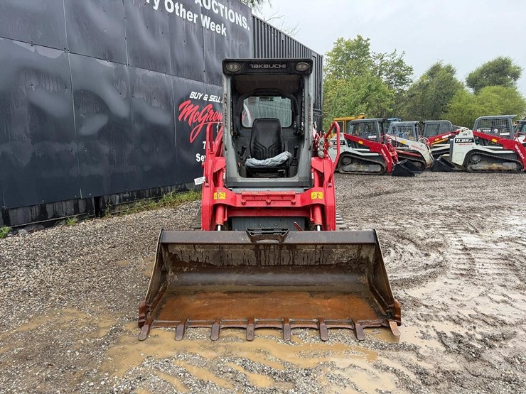 2020-takeuchi-tl8-image-7