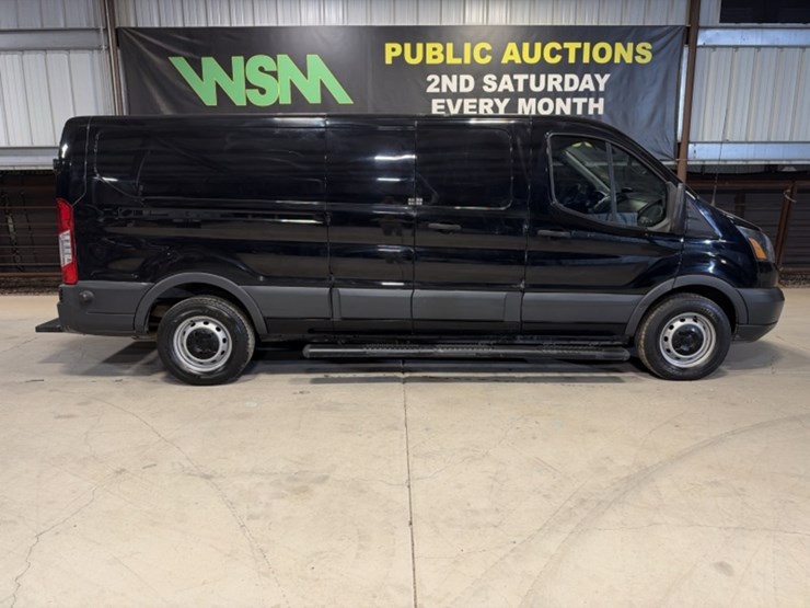 2018-ford-transit-image-1