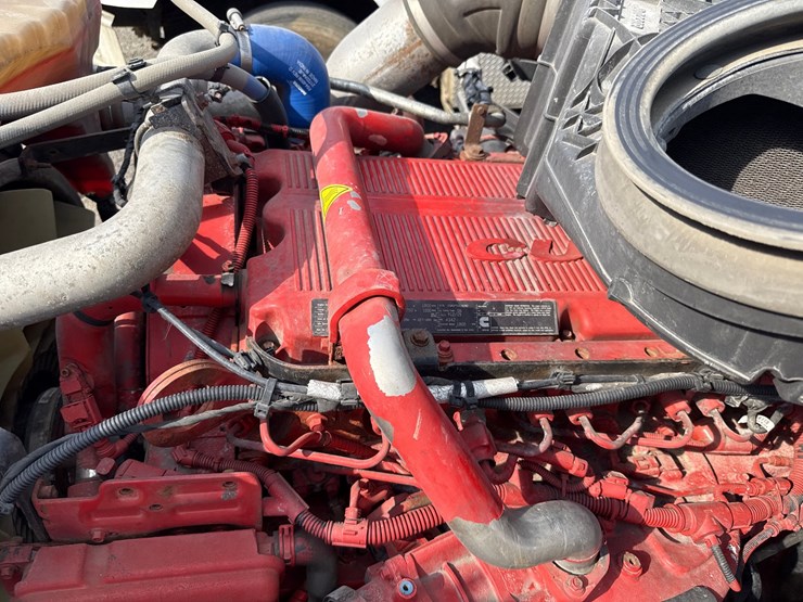 2019-kenworth-t680-image-19