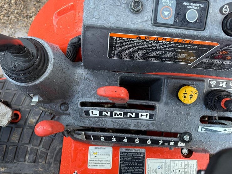 2019-kubota-l47-image-28