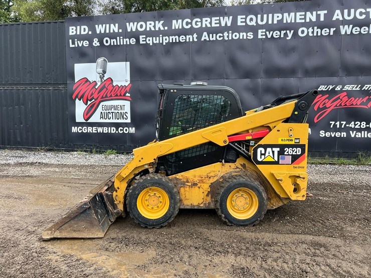 2015-caterpillar-262d-image-3