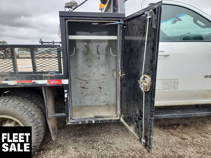 2021-chevrolet-silverado-3500hd-image-26