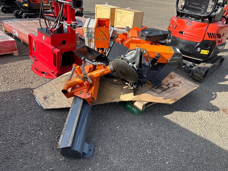 #1085-•-tmg-electric-truck-tire-changer-image-2