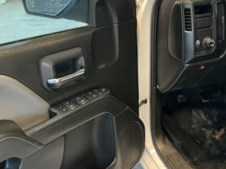 2014-chevrolet-silverado-1500-image-23