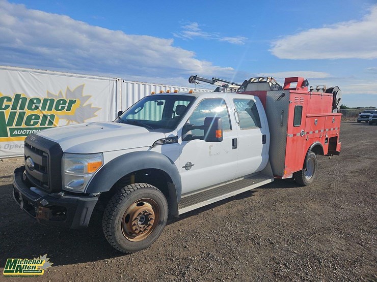 2011-ford-f550-image-1