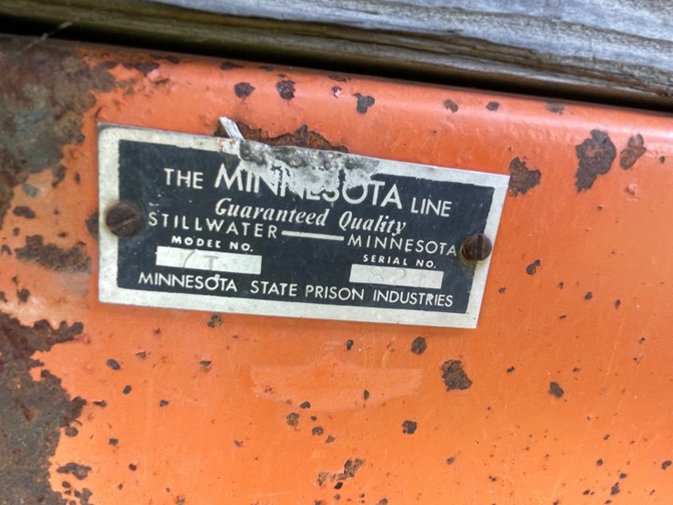 #1017-•-gravity-box-on-minnesota-running-gear-image-35
