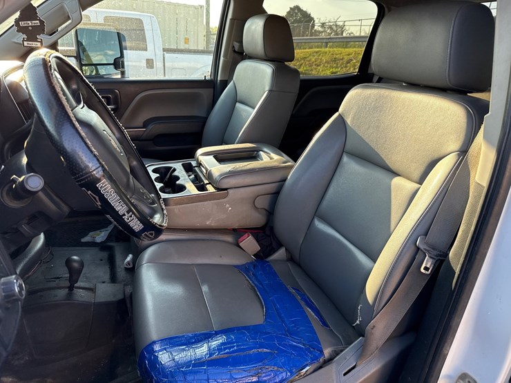 2016-chevrolet-2500-image-18