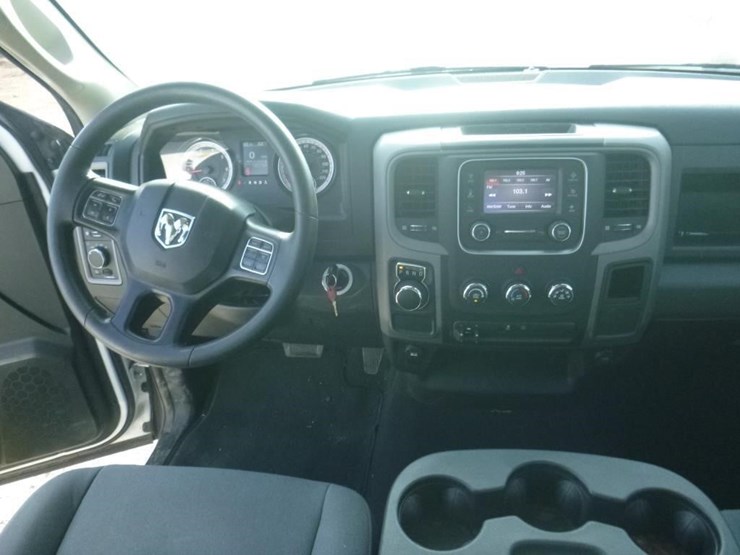 2021-dodge-1500-image-9