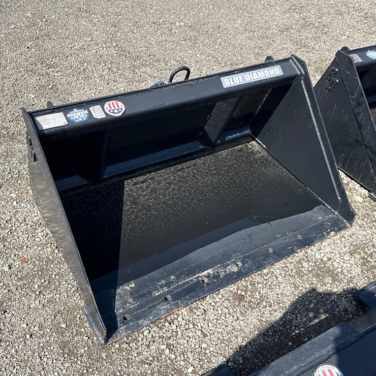 #2040 • BLUE DIAMOND 44" MINI SKID STEER SMOOTH BUCKET