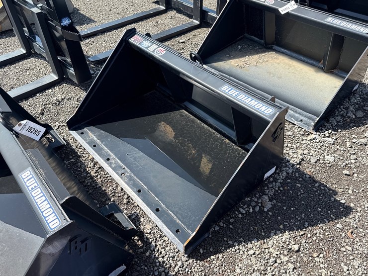 #2044-•-blue-diamond-44"-mini-skid-steer-smooth-bucket-image-1