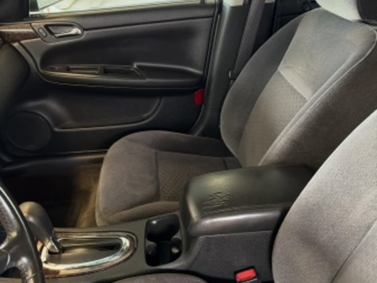 2014-chevrolet-impala-sdn-image-20