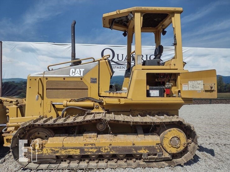 2003-caterpillar-d4g-xl-image-15
