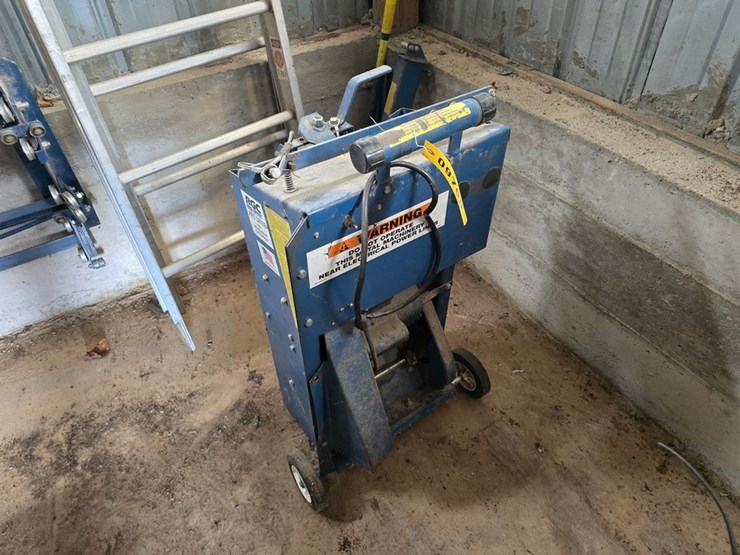 #9765-•-rgc-shingle-hoist-image-1