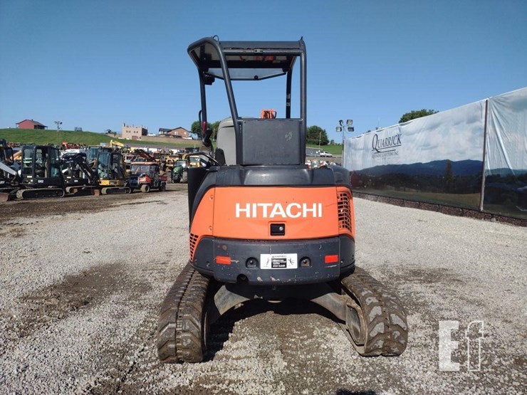 2011-hitachi-zx35u-3-image-4