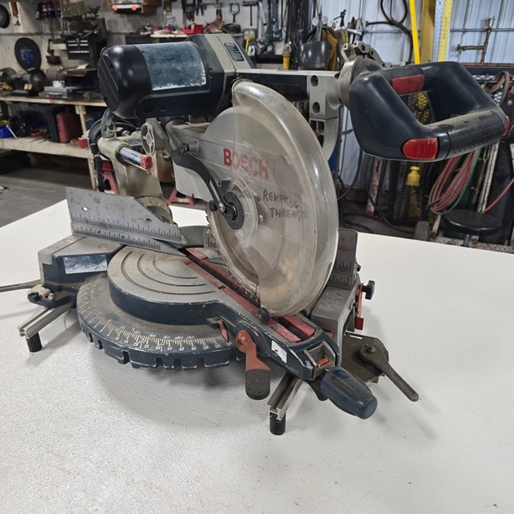#9717 • Bosch 12" Compound Miter Saw
