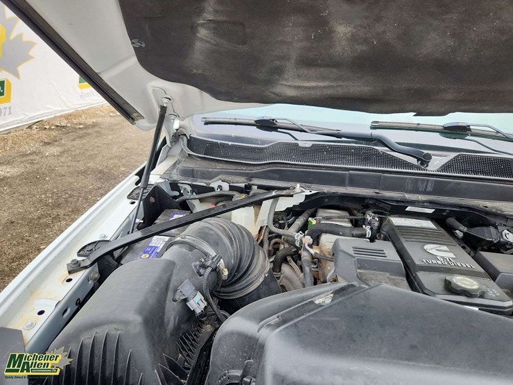 2020-ram-5500-laramie-image-34