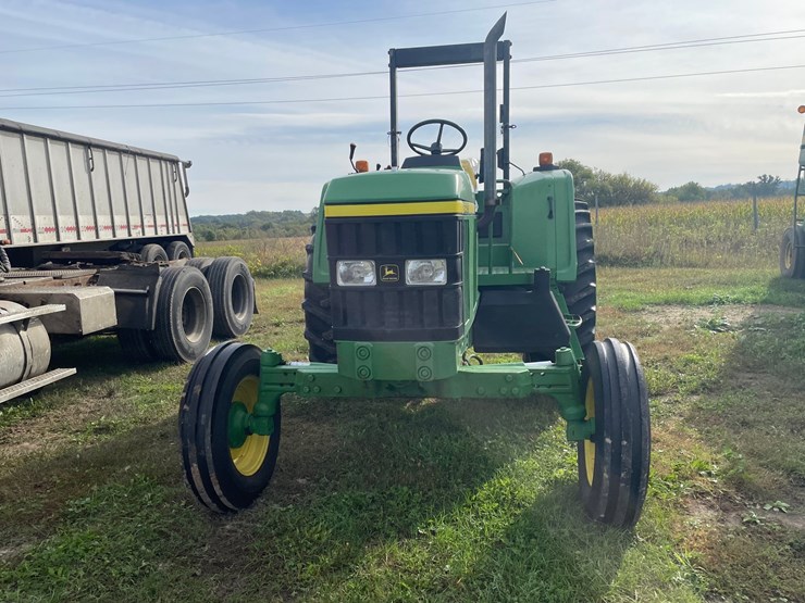 john-deere-6405-image-2