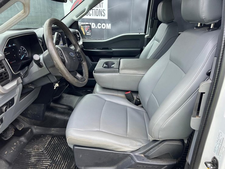 2022-ford-f150-image-17