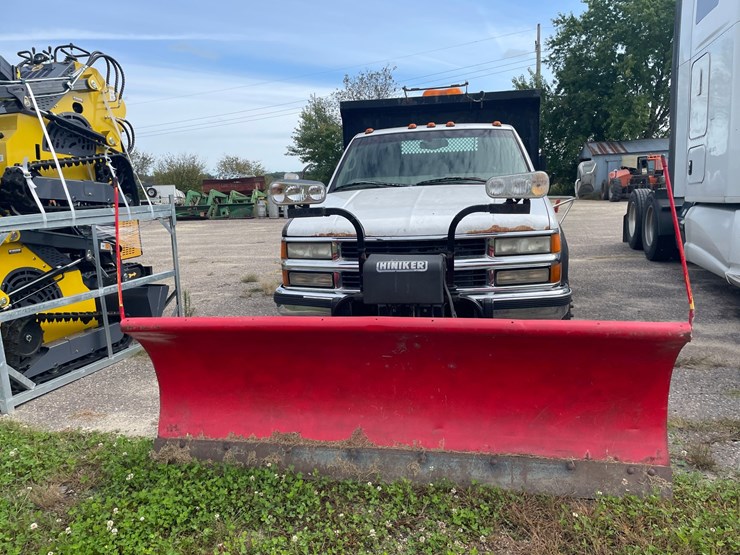 1997-chevrolet-3500-image-2