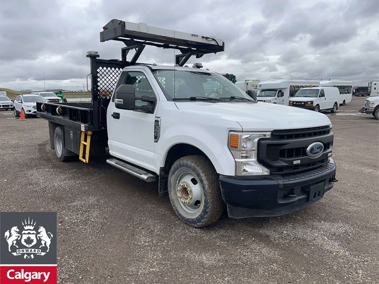 2020-ford-f350-image-2