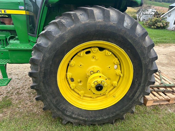 john-deere-4430-image-14