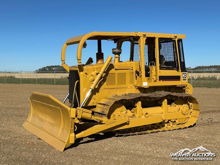 caterpillar-d6d-image-1