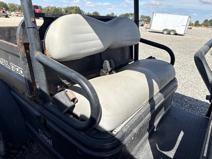 club-car-carryall-1700-image-13