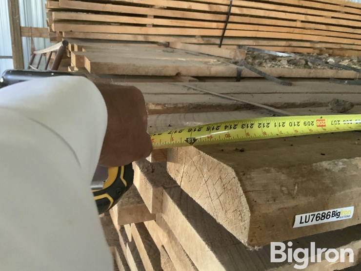 rough-cut-lumber-image-8