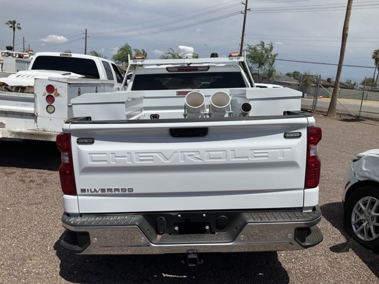 2025-chevrolet-silverado-1500-image-5