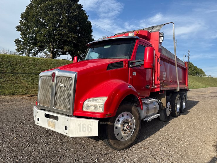2015-kenworth-t880-image-1