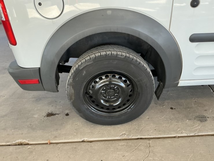 2013-ford-transit-connect-image-8