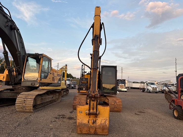 caterpillar-312e-image-2