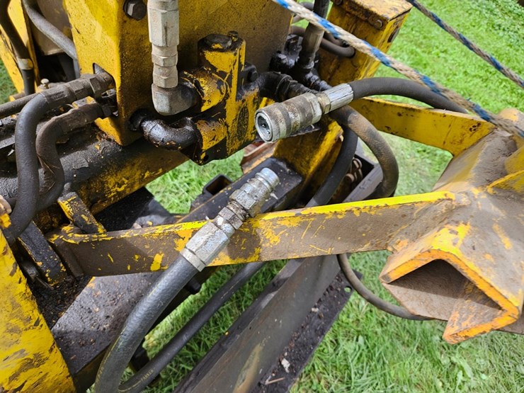 #8742-•-davis-3pt/skid-steer-backhoe-image-18