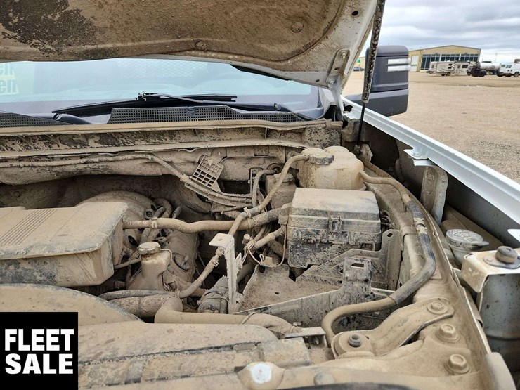 2021-chevrolet-silverado-3500hd-image-24