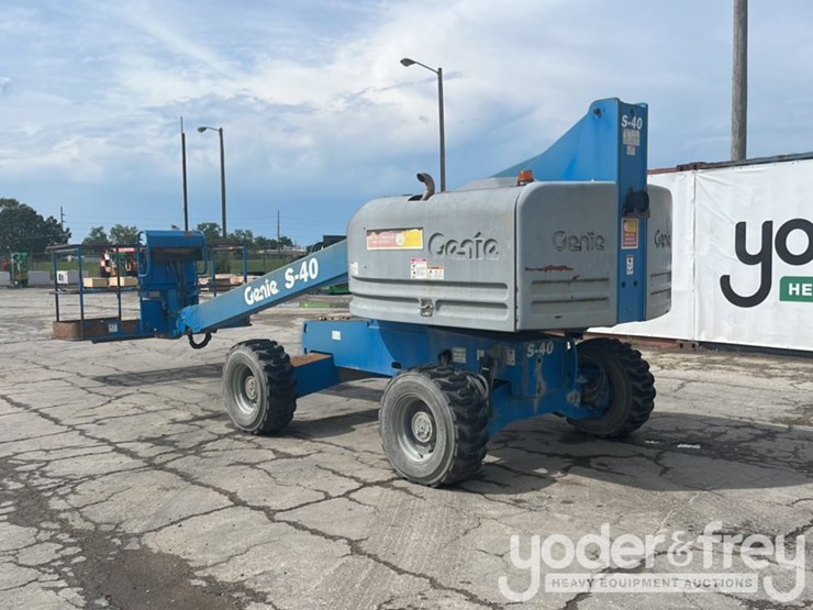 2014-genie-s40-image-4
