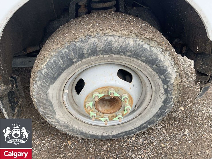 2020-ford-f350-image-12