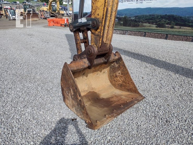 hyundai-robex-210-lc-7-image-22