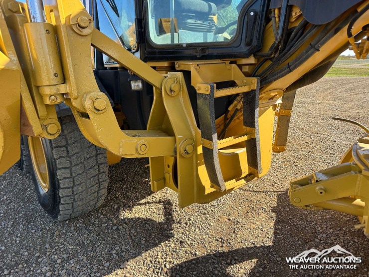 caterpillar-140m-image-43