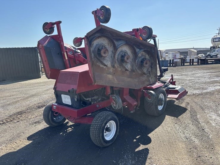 toro-groundsmaster-580d-image-3
