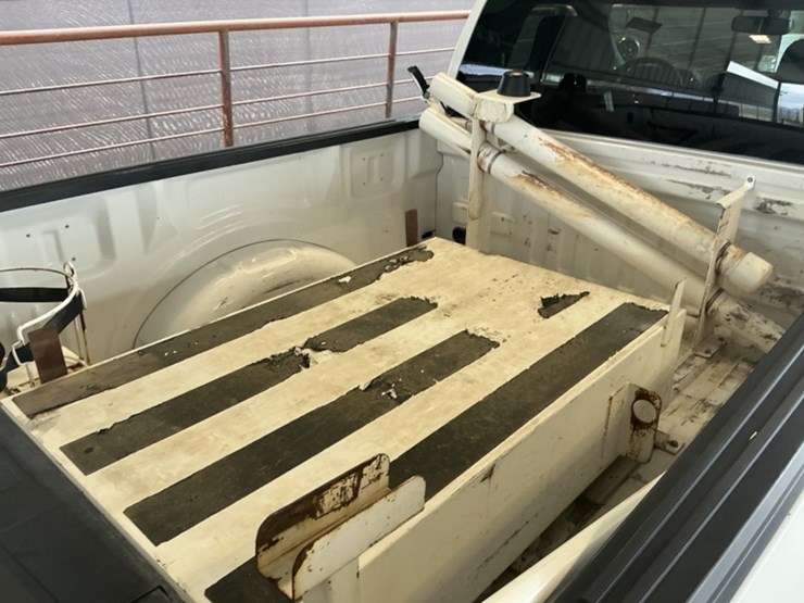2023-ford-f150-image-9