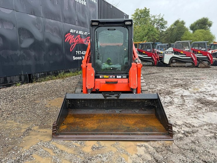 2012-kubota-svl75-image-7